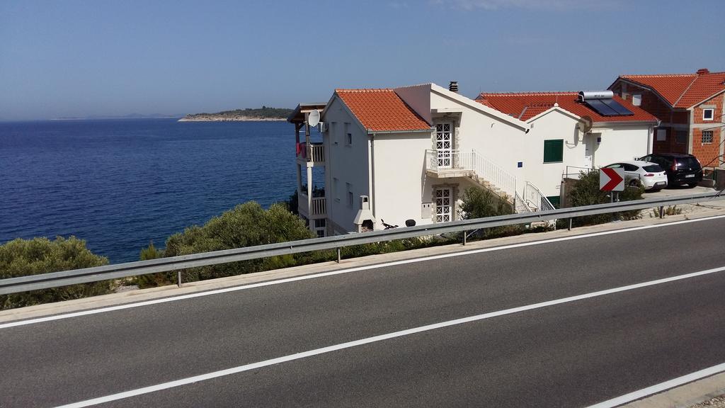 Apartments Nevjestic Primosten Exterior photo